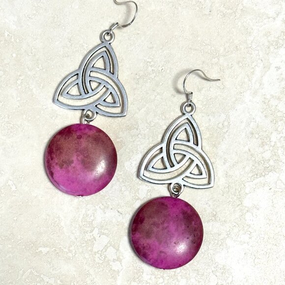 2/$20, Viva Magenta Agate Triqueta Sterling Silver Dangle Earrings - Picture 2 of 9